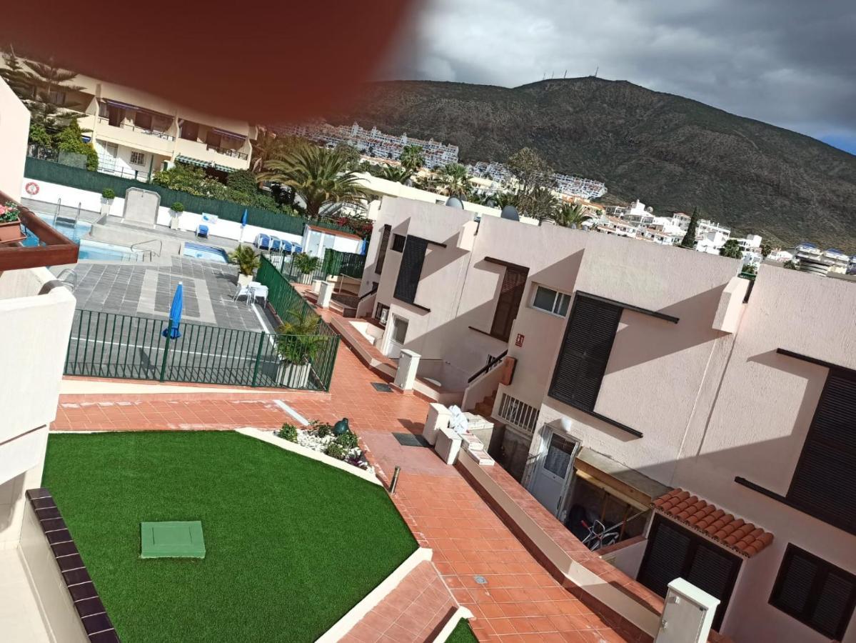 Apartamento En Sur Y Sol Los Cristianos 로스크리스티아노스 외부 사진