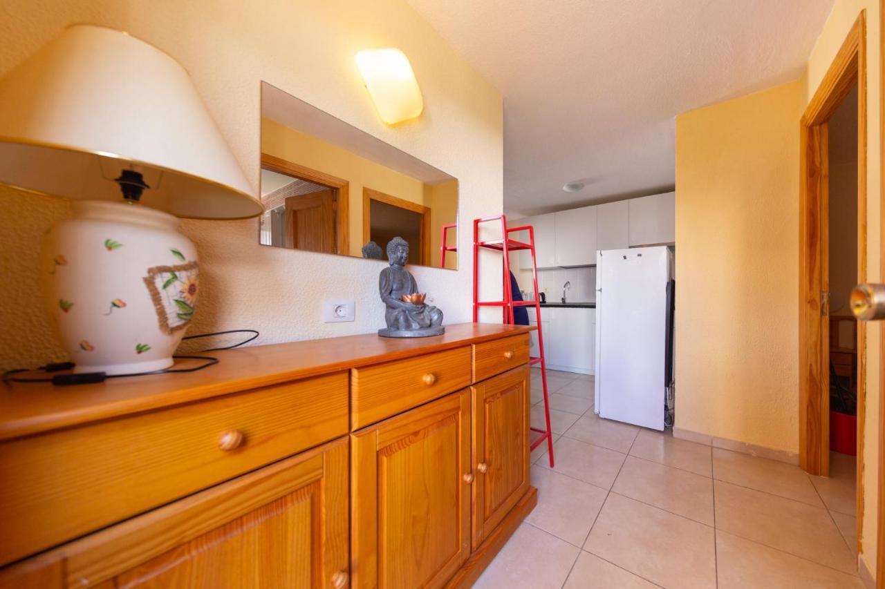 Apartamento En Sur Y Sol Los Cristianos 로스크리스티아노스 외부 사진