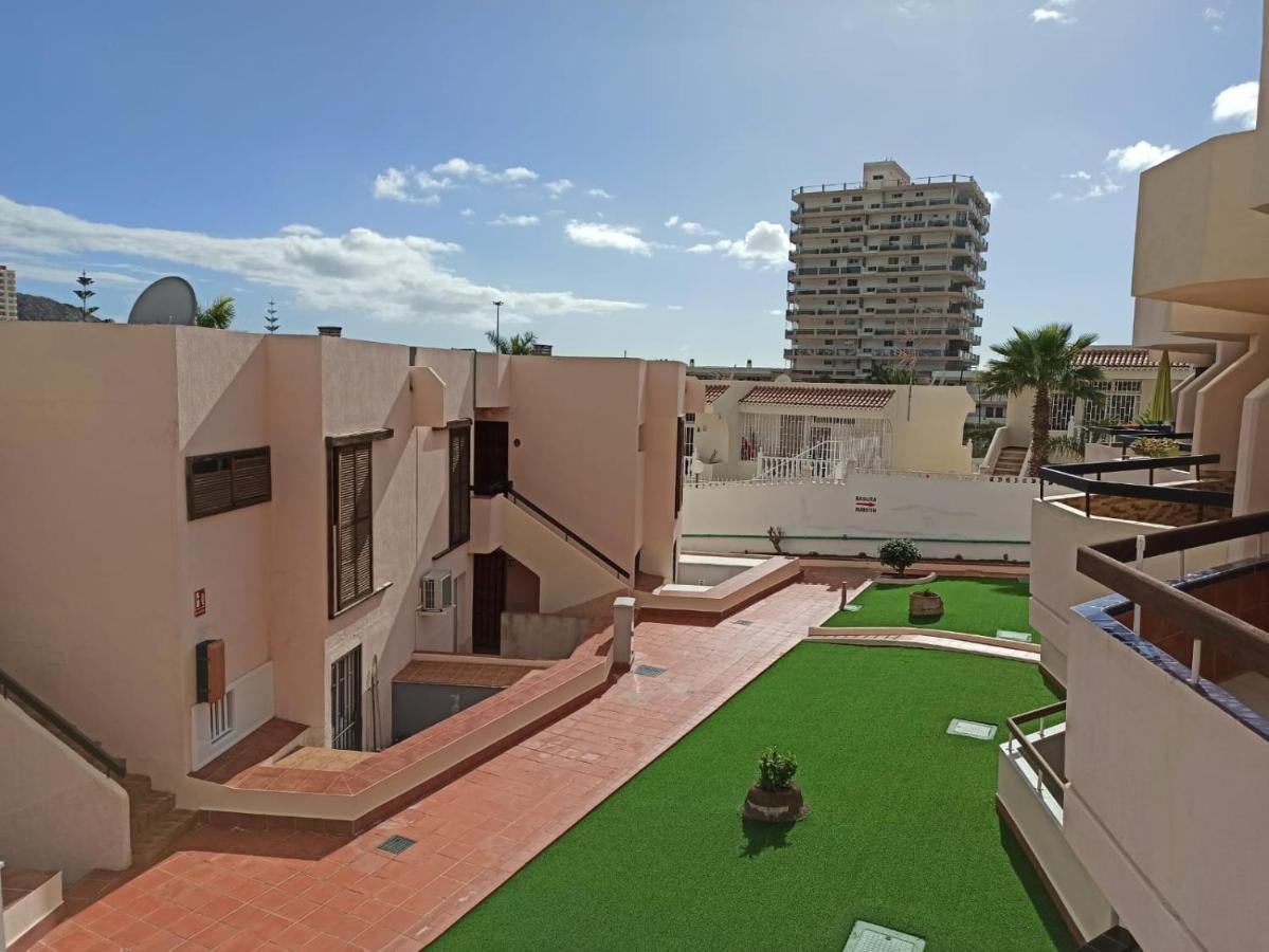 Apartamento En Sur Y Sol Los Cristianos 로스크리스티아노스 외부 사진