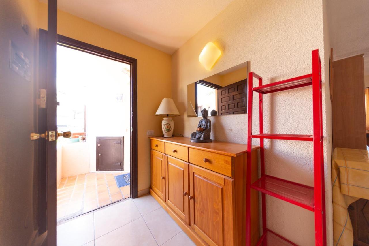 Apartamento En Sur Y Sol Los Cristianos 로스크리스티아노스 외부 사진